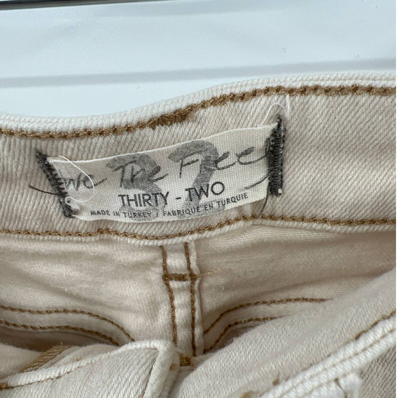 We the Free Free People Cream stretch raw hem high rise cropped jeans size 32 - Picture 3 of 5